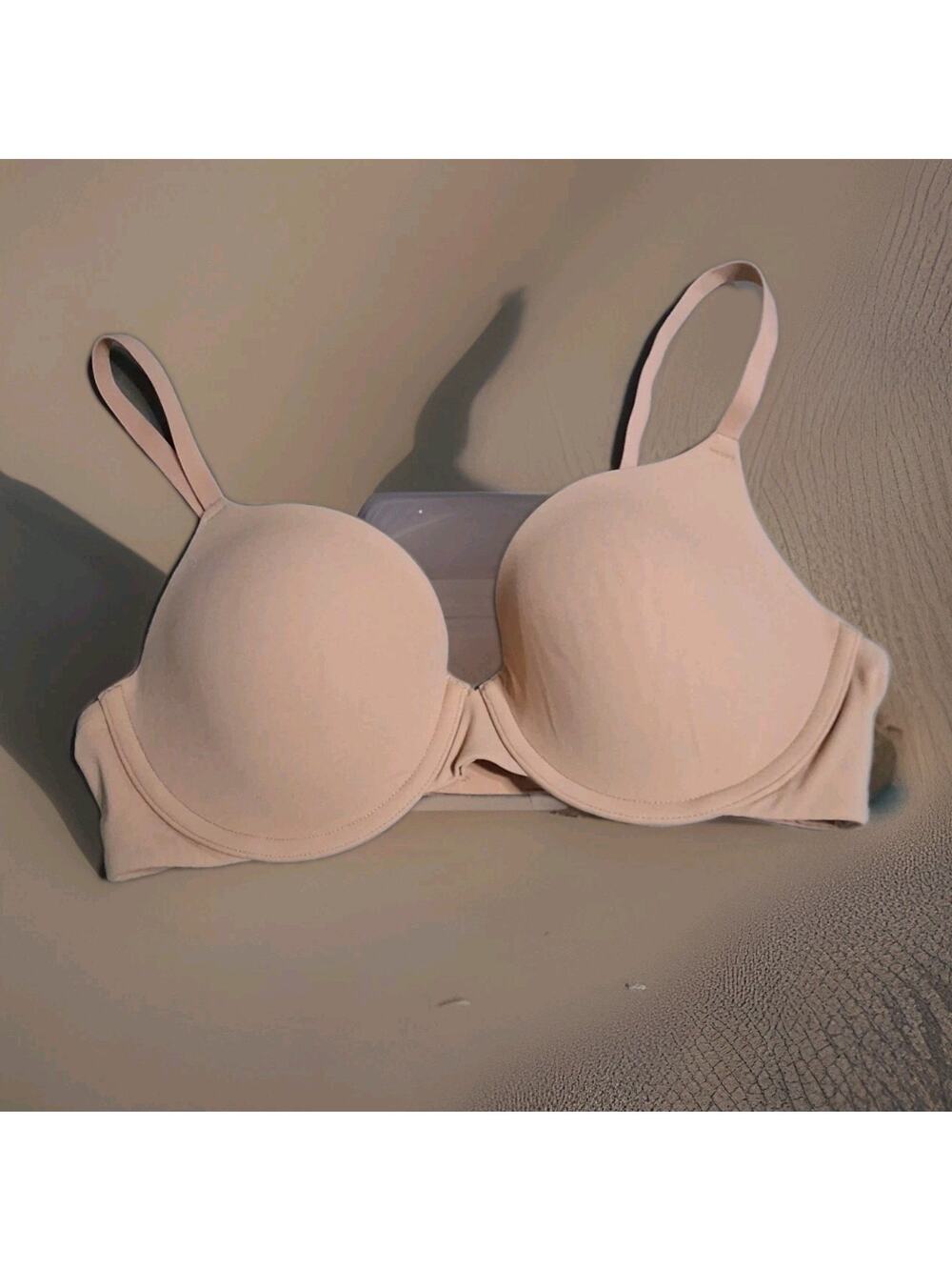 Tan Skims Bra Women’s Size 34C With Underwire